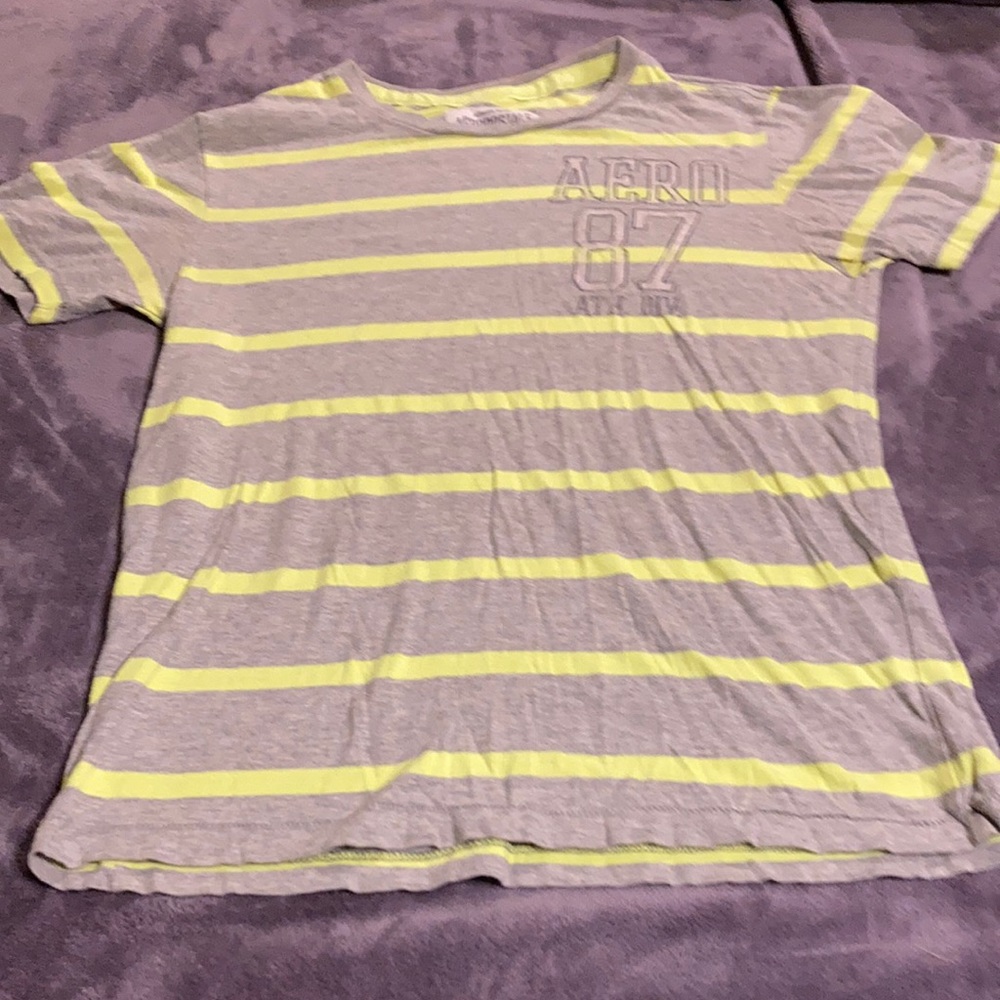 Boys Aeropostale t-shirt size small